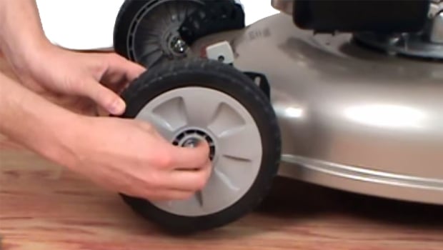 replacing-the-wheel-on-a-honda-lawn-mower